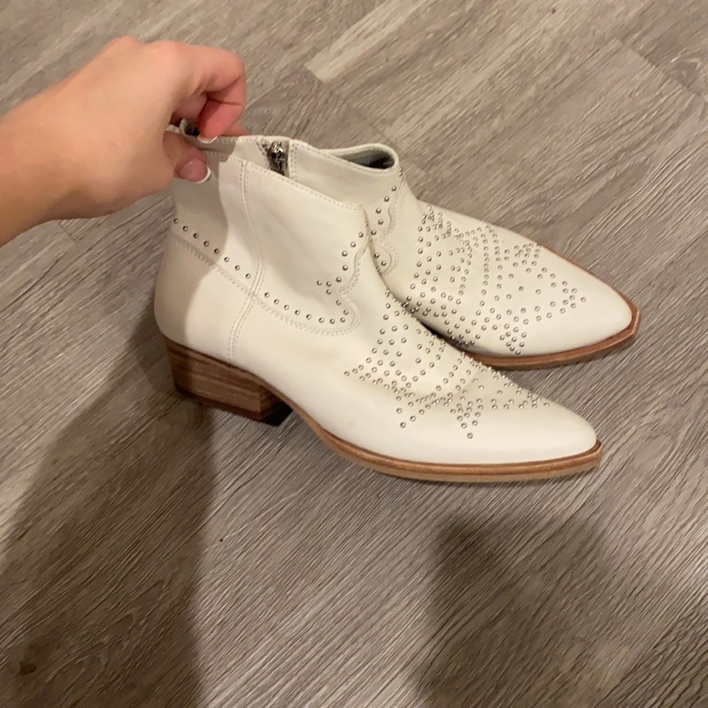 Gianni Bini Boots